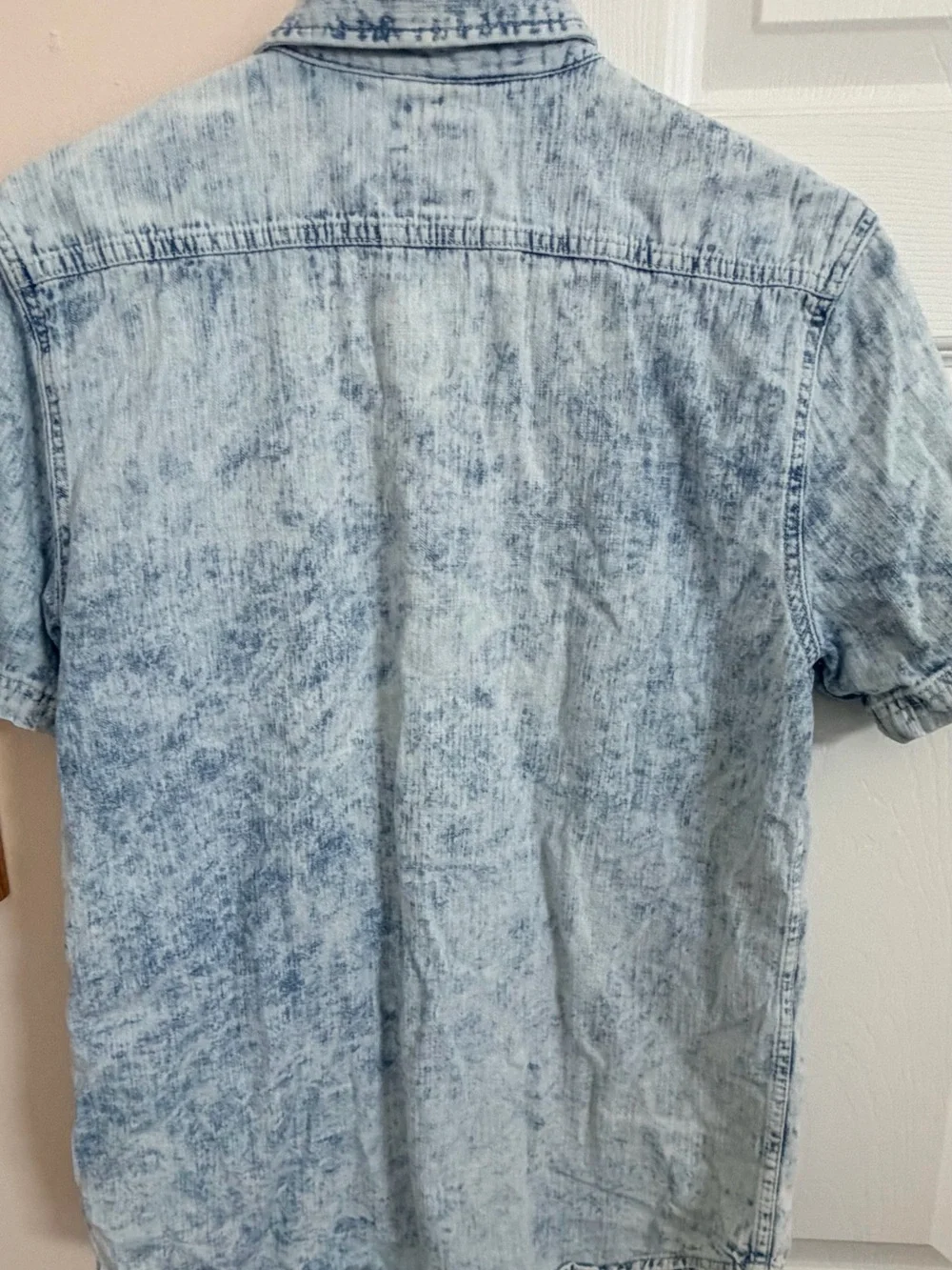 Levi's Men's Light Blue Acid-Wash Denim Shirt Short Sleeve Button Up Sz S